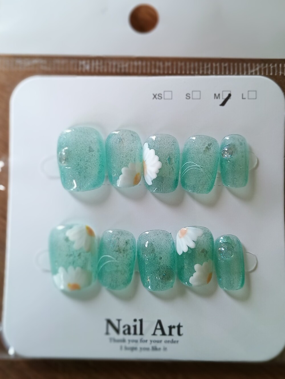 Aqua Daisy Press-On Nails